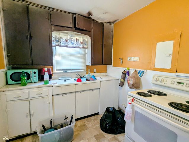 2122 Pearl Street, Anderson, IN 46016