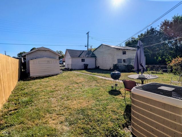 2122 Pearl Street, Anderson, IN 46016