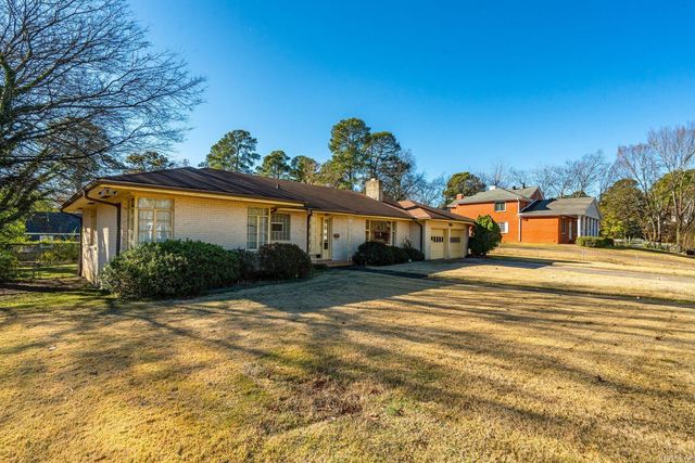 206 Trivista Left Street, Hot Springs, AR 71901