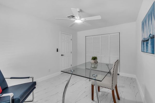 1911 NW 107th Dr, Coral Springs, FL 33071