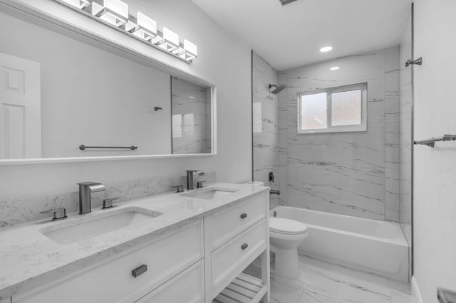 1911 NW 107th Dr, Coral Springs, FL 33071