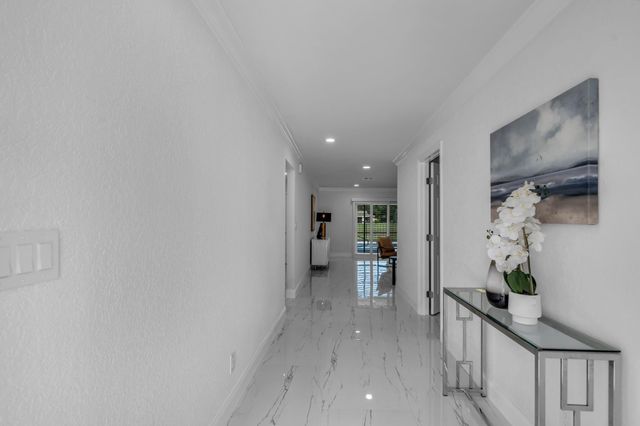 1911 NW 107th Dr, Coral Springs, FL 33071