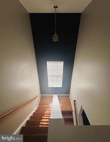 11200 HOLLINS CT, Fredericksburg, VA 22407