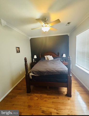 11200 HOLLINS CT, Fredericksburg, VA 22407