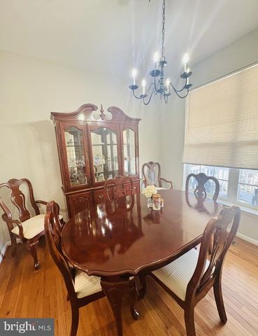 11200 HOLLINS CT, Fredericksburg, VA 22407