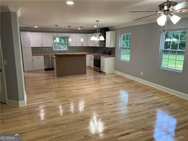 81 Lawanda Lane, Hiram, GA 30141