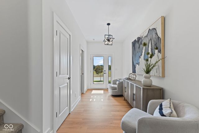 5874 Harbour Town Drive, Noblesville, IN 46062