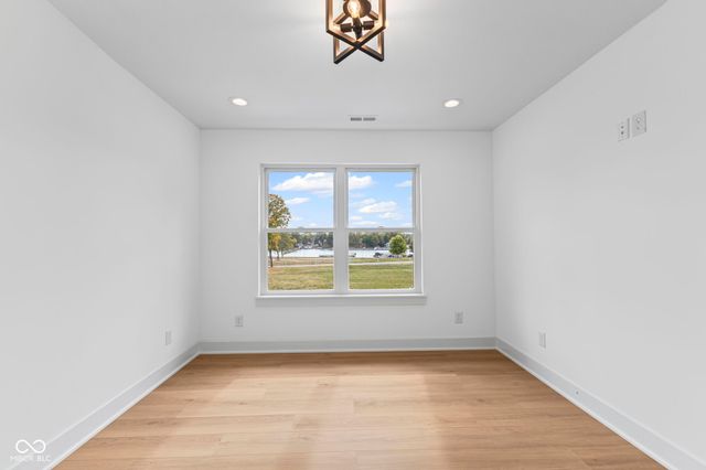 5874 Harbour Town Drive, Noblesville, IN 46062