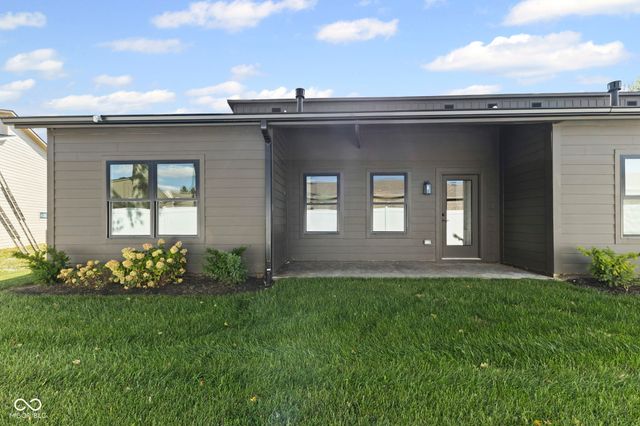 5874 Harbour Town Drive, Noblesville, IN 46062