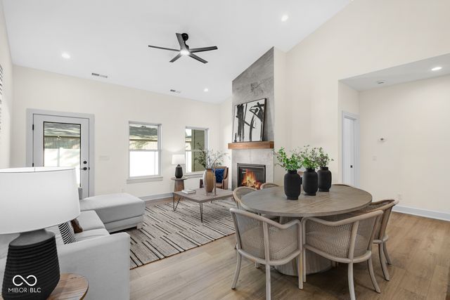 5874 Harbour Town Drive, Noblesville, IN 46062