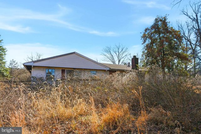 9200 PLEASANT CT, Laurel, MD 20708