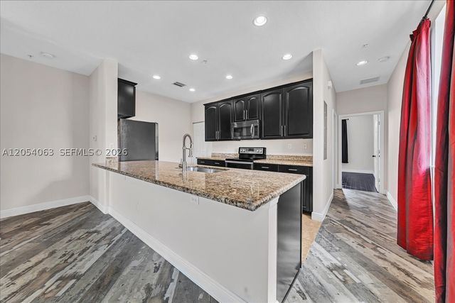 995 SW 147th Ave 2514, Pembroke Pines, FL 33027