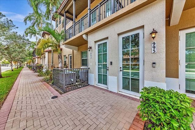 995 SW 147th Ave 2514, Pembroke Pines, FL 33027