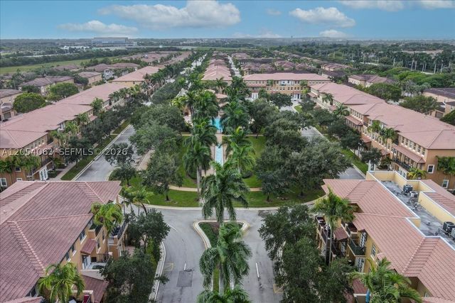 995 SW 147th Ave 2514, Pembroke Pines, FL 33027