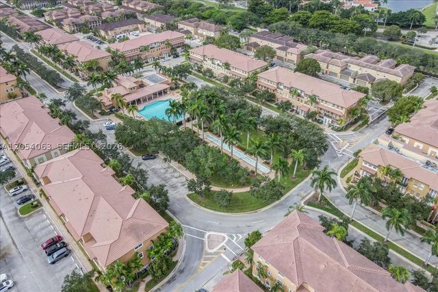 995 SW 147th Ave 2514, Pembroke Pines, FL 33027