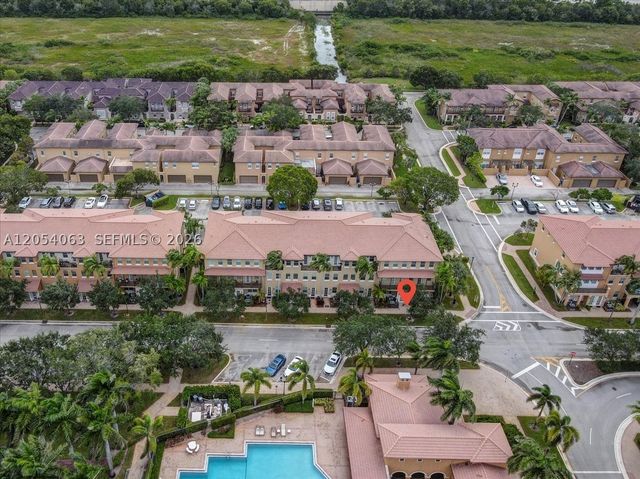 995 SW 147th Ave 2514, Pembroke Pines, FL 33027