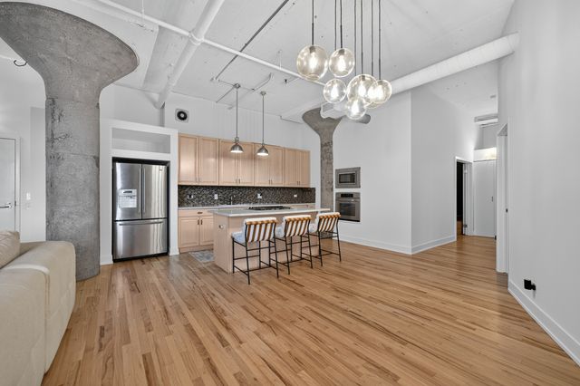 728 W Jackson Boulevard 712, Chicago, IL 60661