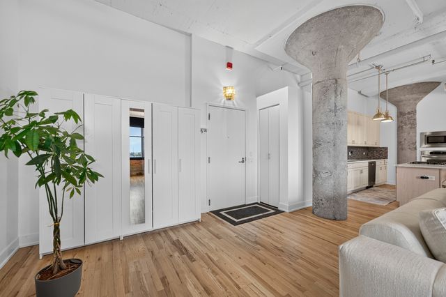 728 W Jackson Boulevard 712, Chicago, IL 60661