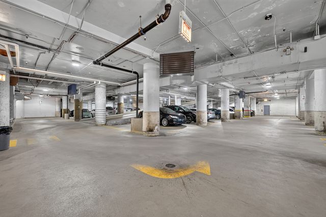 728 W Jackson Boulevard 712, Chicago, IL 60661