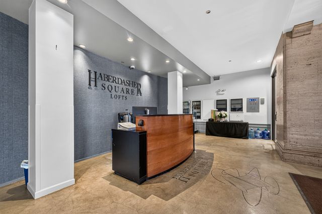 728 W Jackson Boulevard 712, Chicago, IL 60661