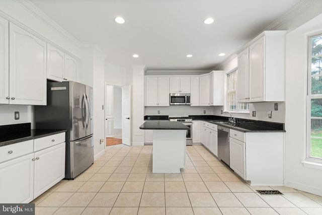 9351 WORTHINGTON DR, Bristow, VA 20136