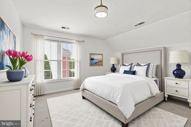 9351 WORTHINGTON DR, Bristow, VA 20136