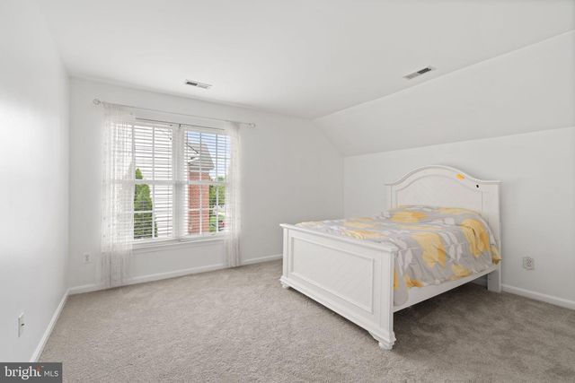 9351 WORTHINGTON DR, Bristow, VA 20136