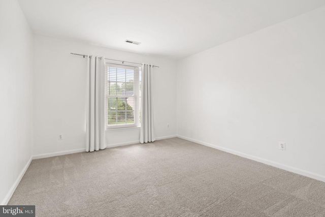 9351 WORTHINGTON DR, Bristow, VA 20136