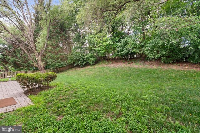 9351 WORTHINGTON DR, Bristow, VA 20136