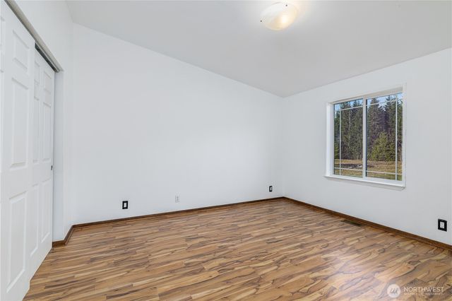 331 E Enchantment Heights Drive, Union, WA 98592