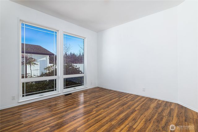 331 E Enchantment Heights Drive, Union, WA 98592