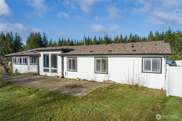 331 E Enchantment Heights Drive, Union, WA 98592