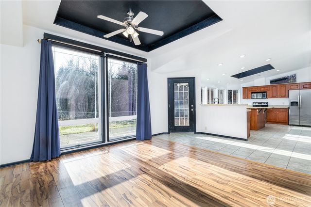 331 E Enchantment Heights Drive, Union, WA 98592