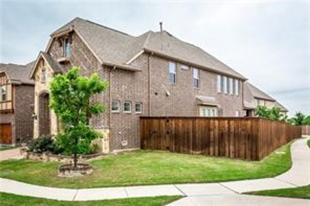 4417 Keokuk Drive, Carrollton, TX 75010