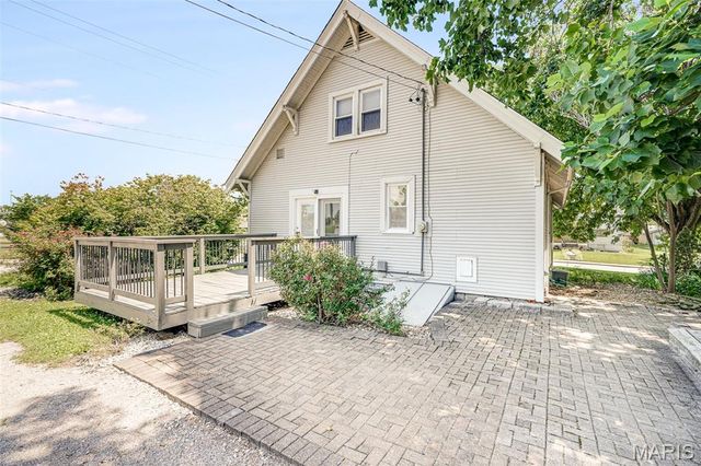 401 Plum Street, Edwardsville, IL 62025