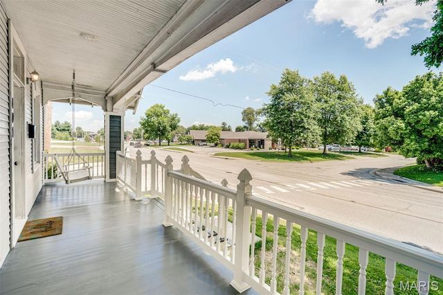 401 Plum Street, Edwardsville, IL 62025