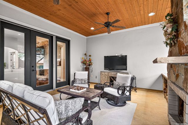 28019 Carmel Valley, Boerne, TX 78015