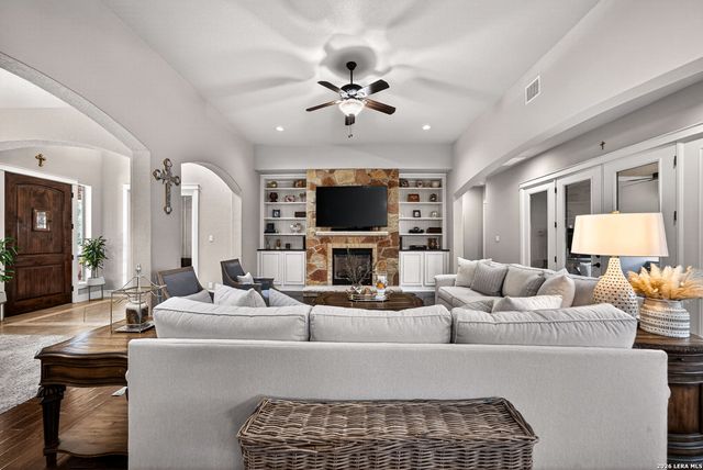 28019 Carmel Valley, Boerne, TX 78015