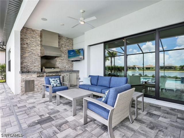21064 Hallandale DR, Estero, FL 33928
