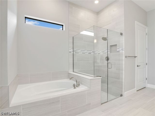 21064 Hallandale DR, Estero, FL 33928