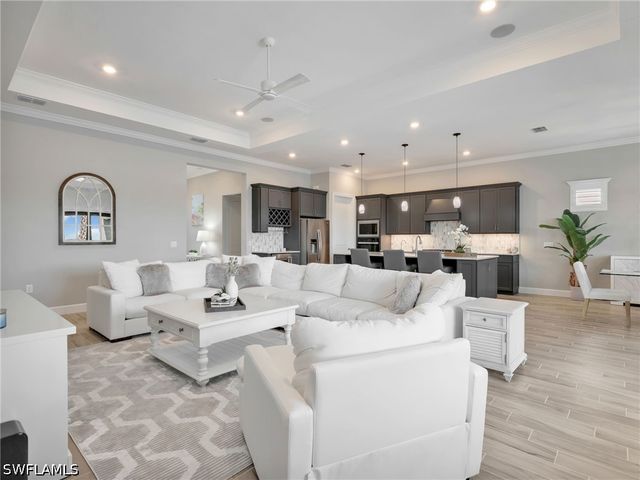 21064 Hallandale DR, Estero, FL 33928