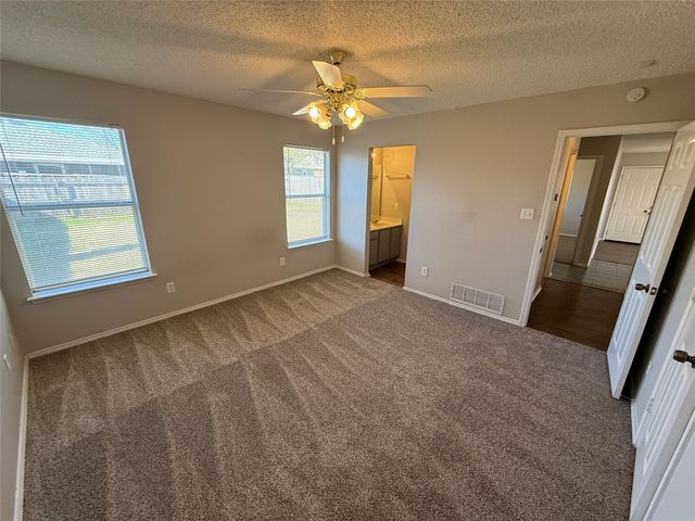 8175 Waterside Trail, Fort Worth, TX 76137