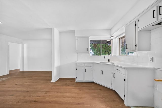 4637 Brinkley Street, Houston, TX 77051