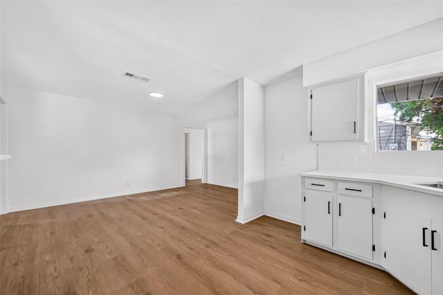 4637 Brinkley Street, Houston, TX 77051