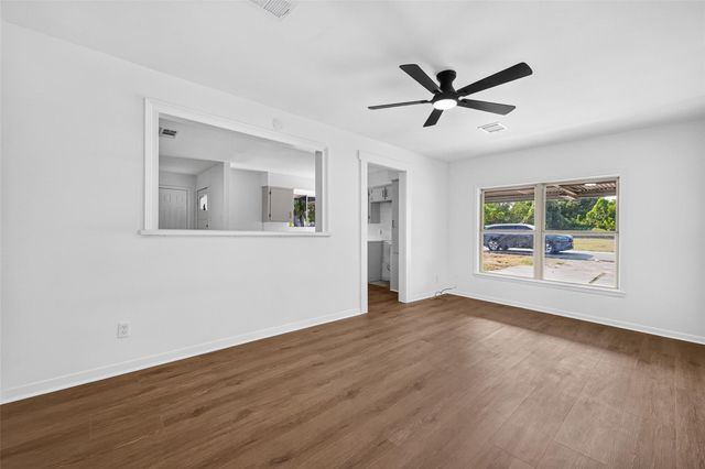 4637 Brinkley Street, Houston, TX 77051