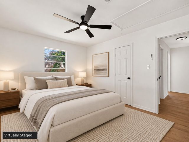 4637 Brinkley Street, Houston, TX 77051