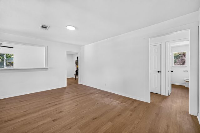 4637 Brinkley Street, Houston, TX 77051