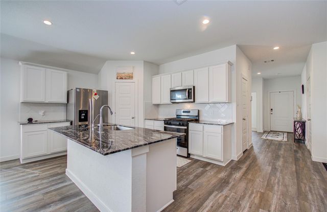 8611 Shumard Oak Drive, Rosharon, TX 77583