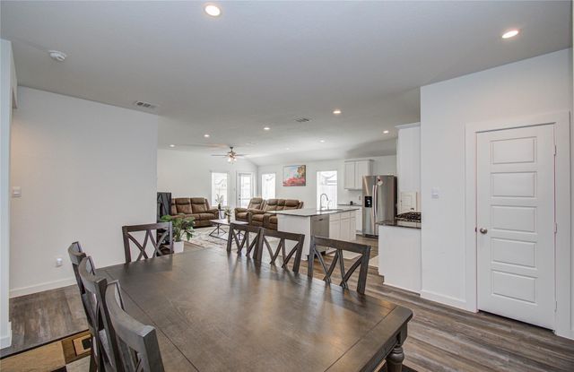 8611 Shumard Oak Drive, Rosharon, TX 77583