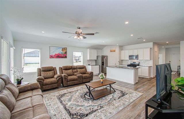 8611 Shumard Oak Drive, Rosharon, TX 77583